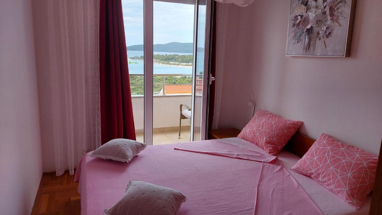 Apartment Ruby Šibenik Exterior foto
